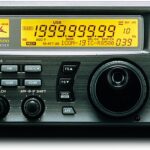Icom IC-R8500 communications receiver