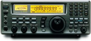 Icom IC-R8500 communications receiver